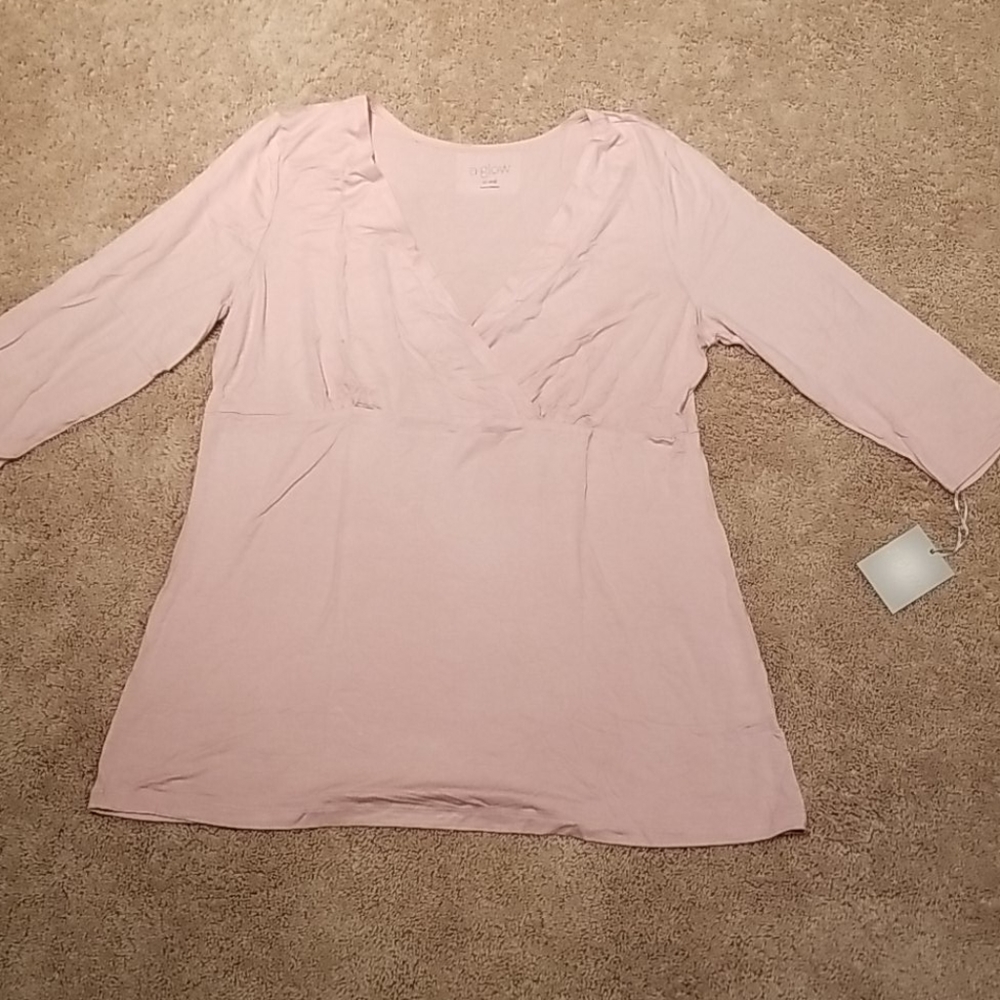NWT nursing 3/4 sleeve top - XL